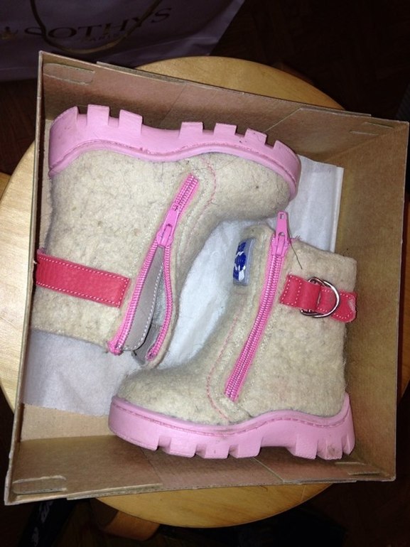 обувь для детей мало б/у+рейма в подарок