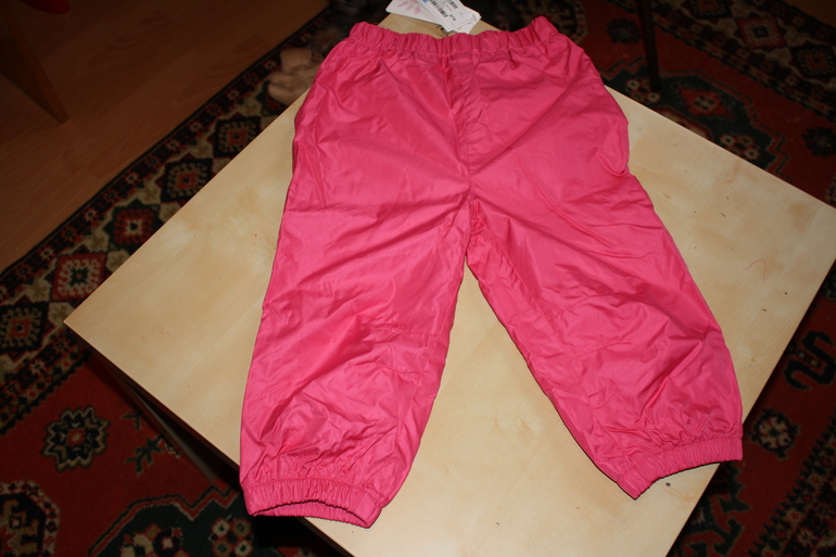 Пристрой новой одежды для девочки 2-4 г! Почтой отправляю.