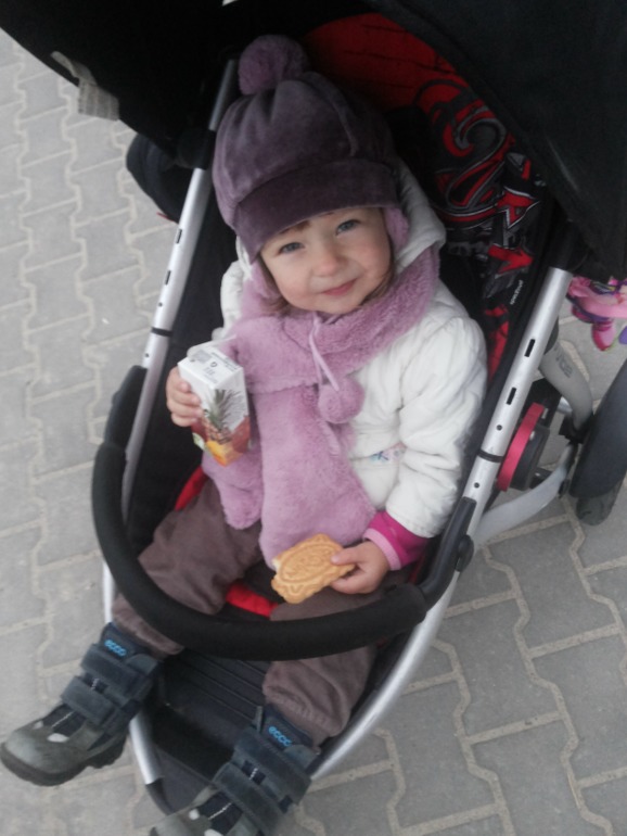 Вот и мы с транспортом для обоих малышей)