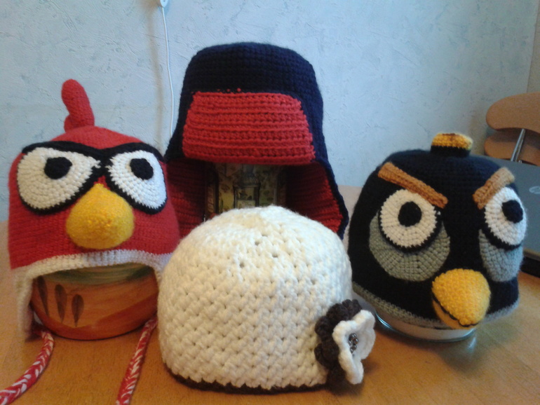 Шапки ВСЕМ - папе, маме и "птенцам"