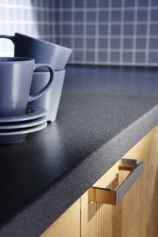 Нужна помощь в выборе стола и стульев