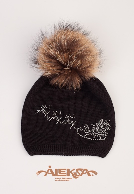 ШАПОЧКИ с натуральными меховыми помпонами женские и детские! ПРЯЖА ИТАЛИЯ!