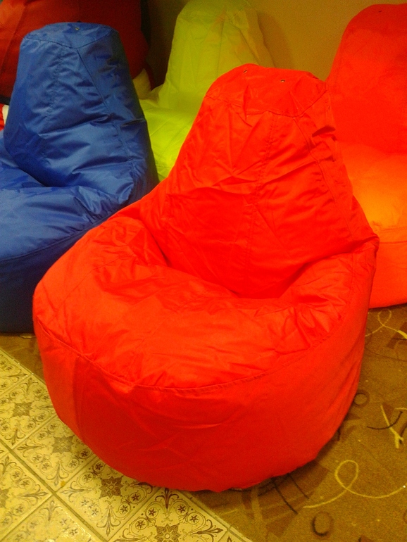 Кресла мешки и лежаночки для собак и кошек