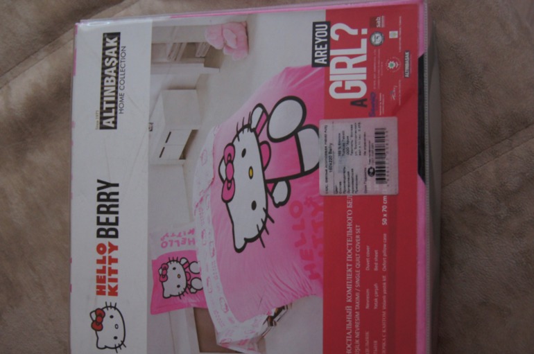 Детское постельное белье HELLO KITTY BERRY