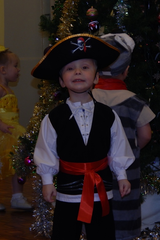 Оригинальный костюм пирата с минимумом затрат.