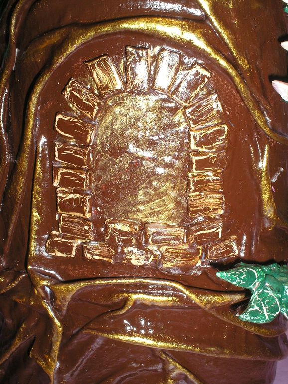 Дракон на скале ...