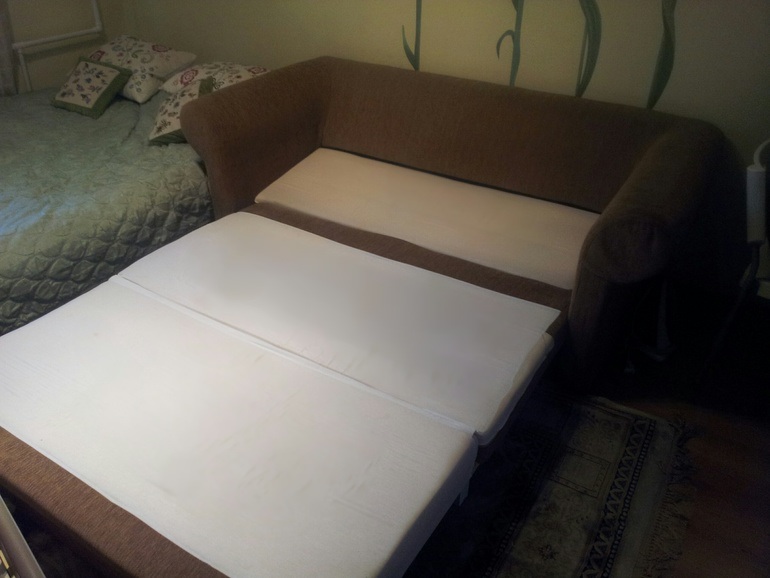 Продам диван-кровать Икеа  5000 т.р