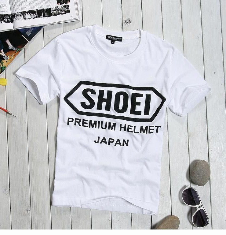 В наличии! Белая футболка с чёрной надписью - 350руб.