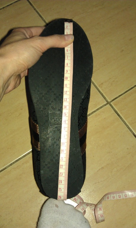 В НАЛИЧИИ! Кроссовки Гуччи.  По стельке 25,5см - 1600руб. По супер цене!!!