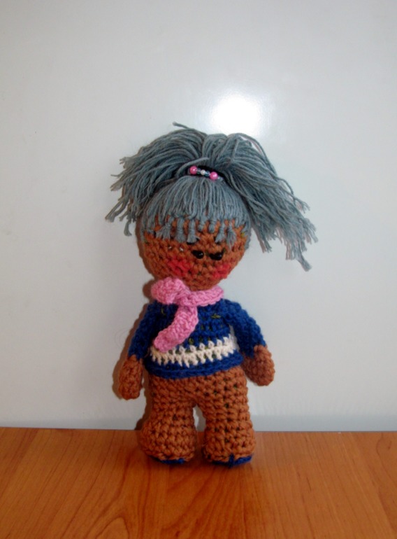 Вот такие милые игрушки вяжет моя 12 -ти летняя дочка!!!