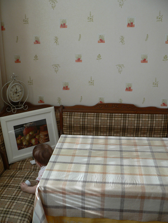 Стол на кухню