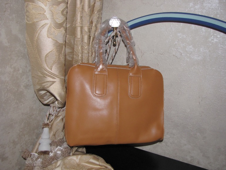 Хвастики по доступным сумочкам.