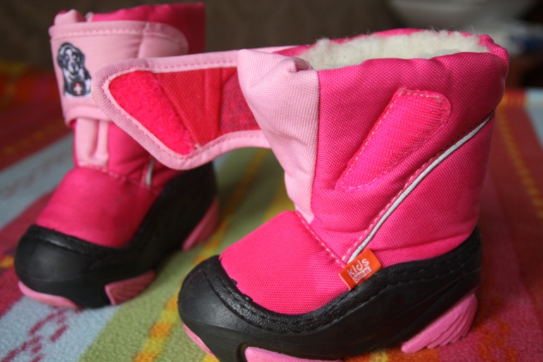 Продаю сноубутсы Demar на мальчика и девочку  20-21 размер