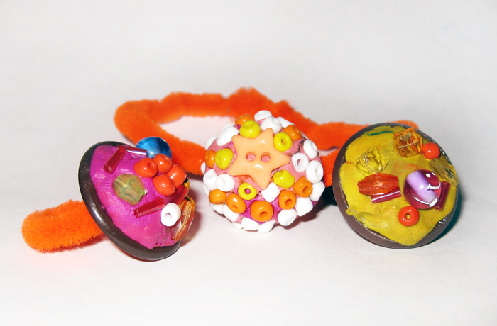 Кольца и браслеты из … пуговиц.