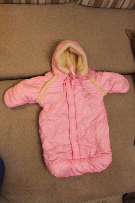 Отличный теплый конверт из овчины в идеальном состоянии 1000руб.