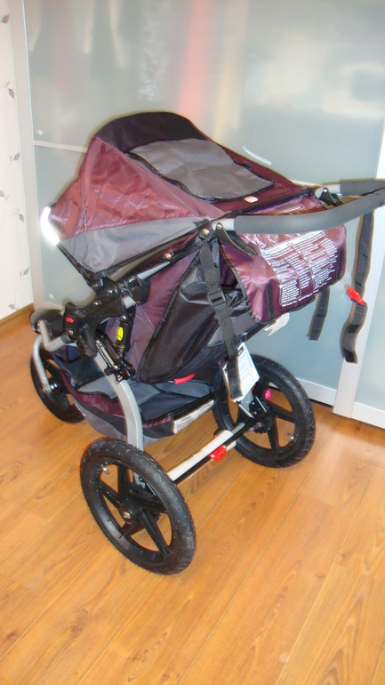 Коляска трехколесная BOB Revolution SE