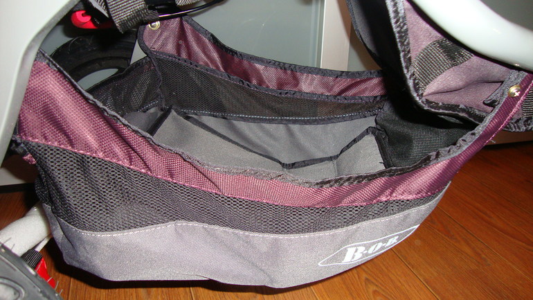 Коляска трехколесная BOB Revolution SE