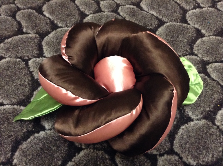 Подушка в интерьере