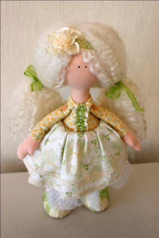 Текстильная кукла. Продается