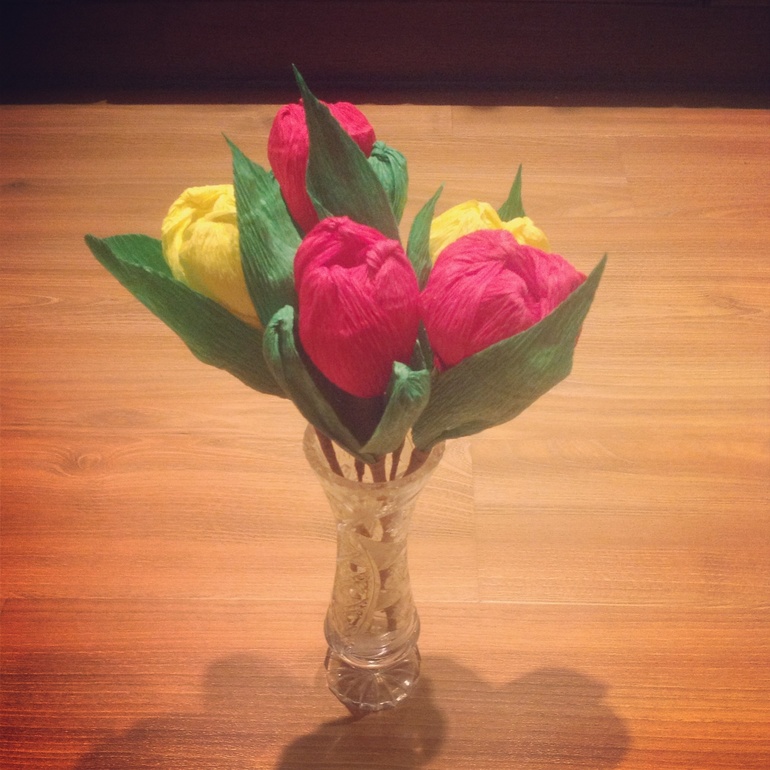 Первые тюльпаны