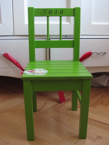 Детский стульчик для Лизки