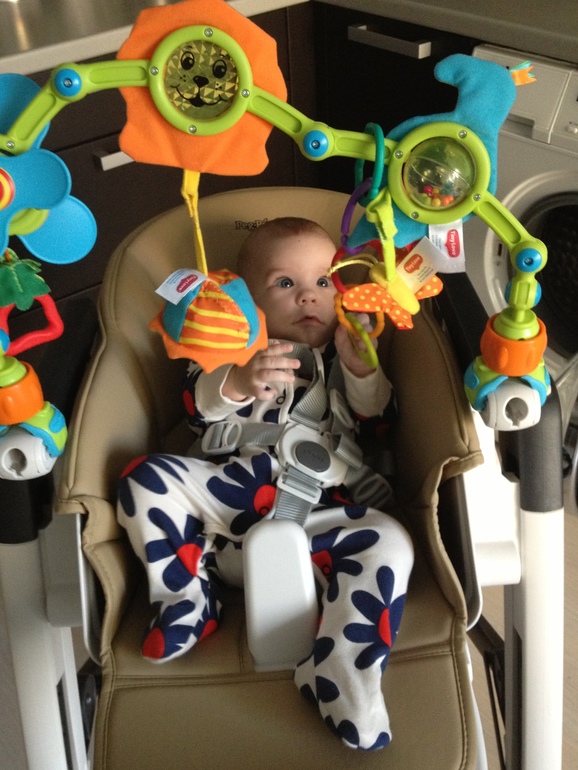 А нам уже 4 месяца!!!!