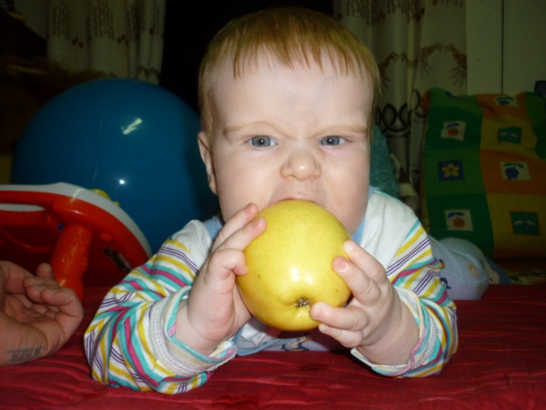 Нам 8 месяцев! Наш поход в поликлинику.