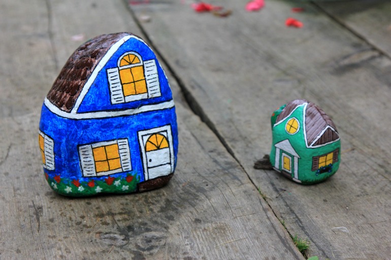 Расписные камушки