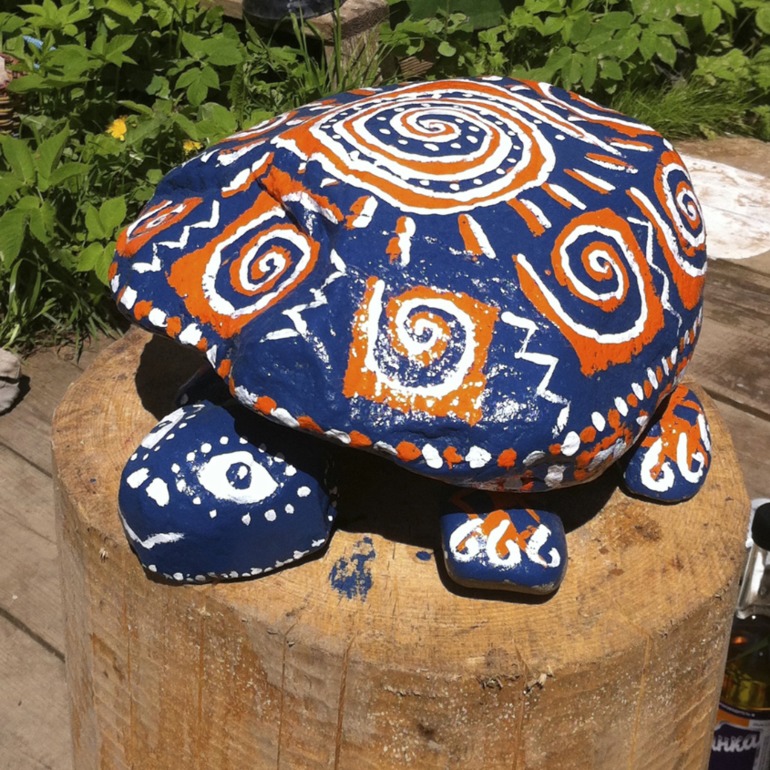 Расписные камушки