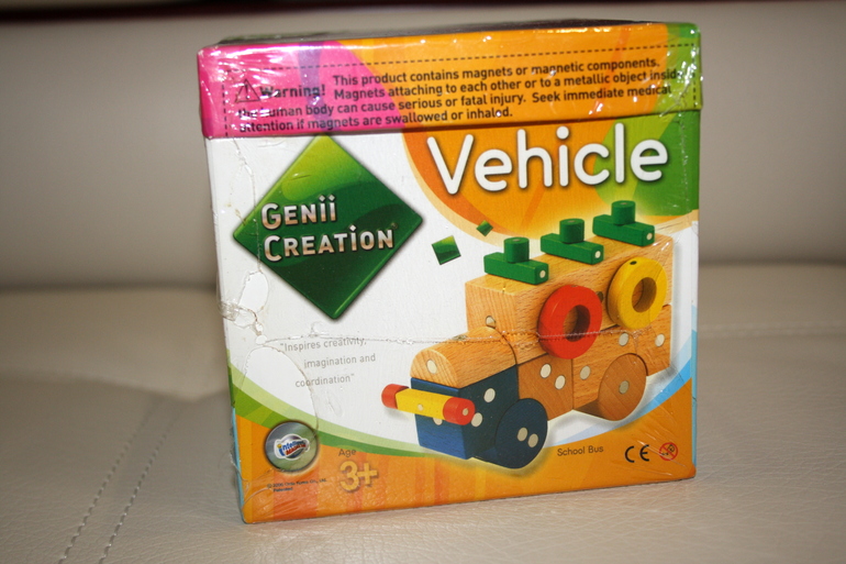 Djeco, Schleich, Larsen. Наши очередные приобретения.