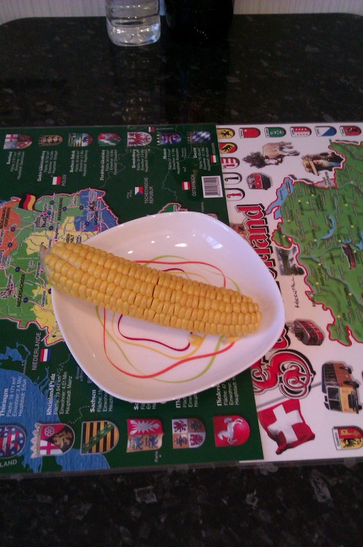 Кукуруза в початке