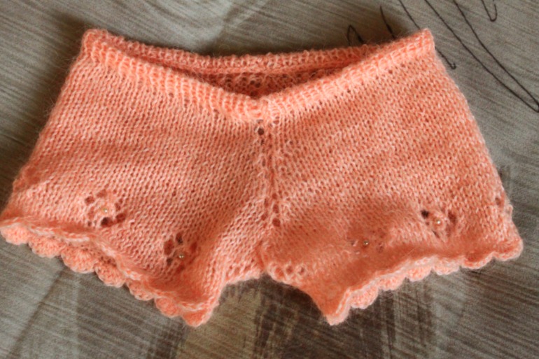 Платьице и штанишки для зайчика