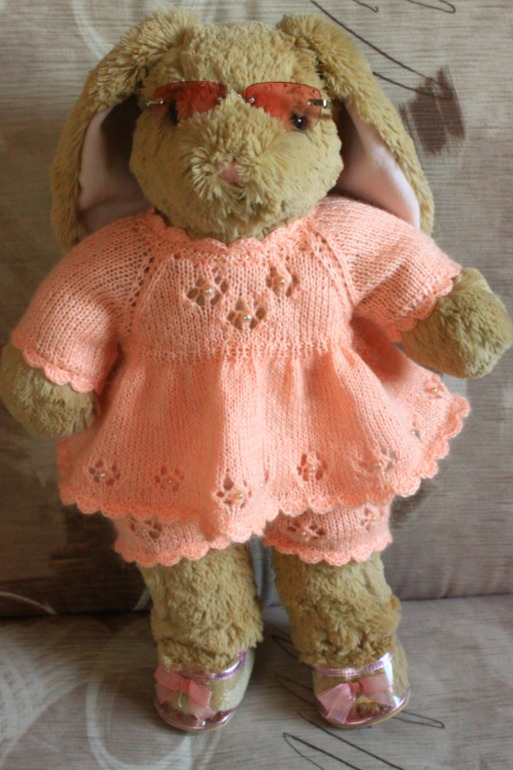 Платьице и штанишки для зайчика