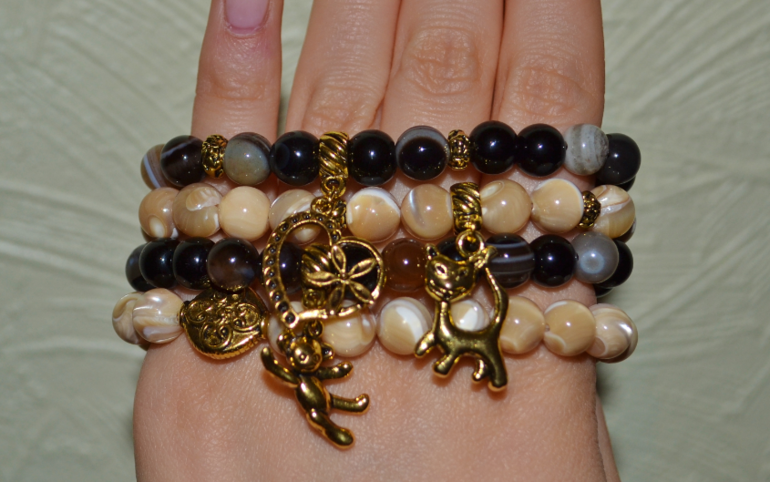 Браслеты ручной работы из полудрагоценных камней. Браслеты есть в наличии и под заказ!!!