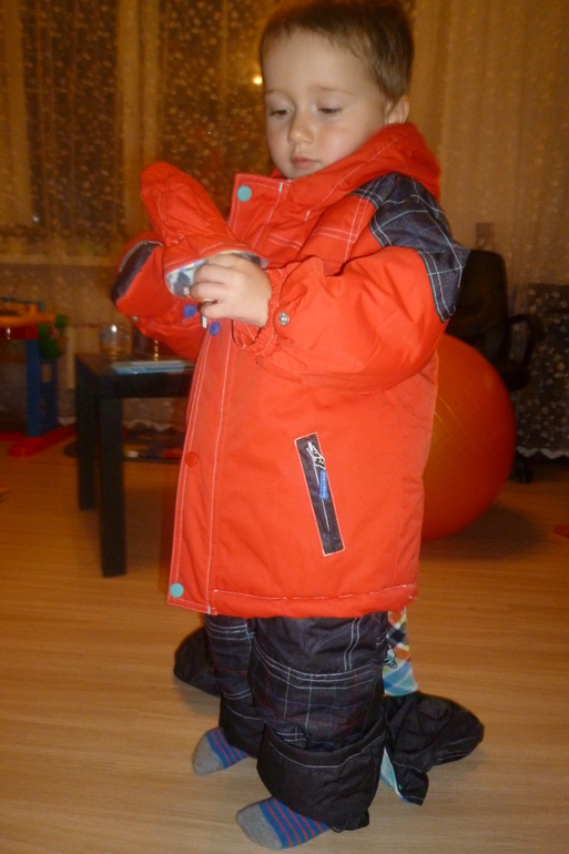 Поглядите фотки, оставлять или пристраивать комплект?