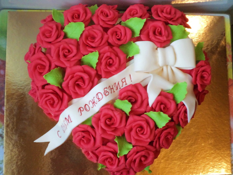 Сердце в розах