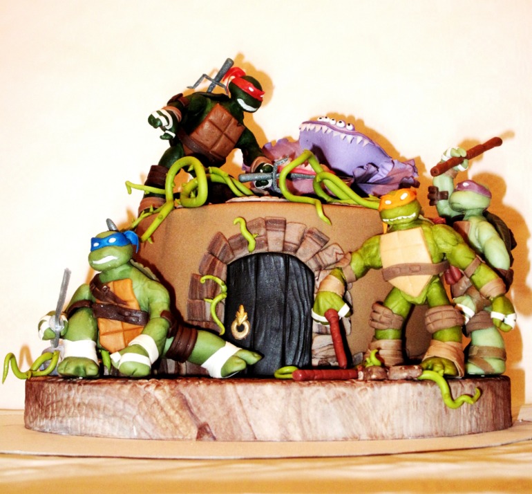 Черепашки Ниндзя. Битва с растением-пришельцем