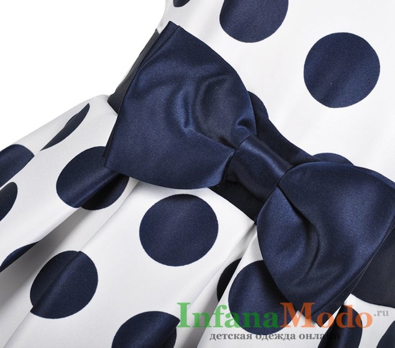 Нарядное платье для девочки в крупный синий горох