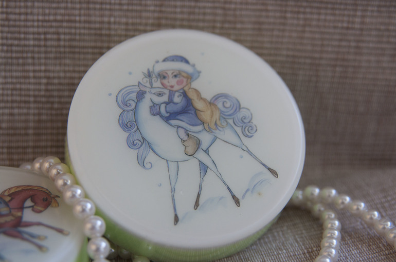 Разное, немножко :)