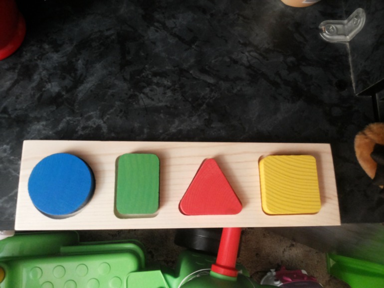 вот такие мы прикупили игрушки, дочка в восторге))