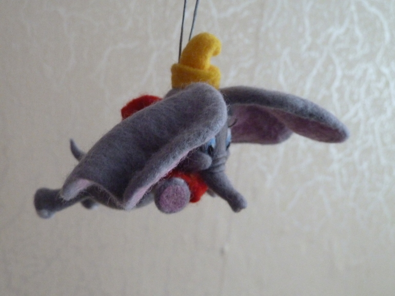 Слоненок Дамбо