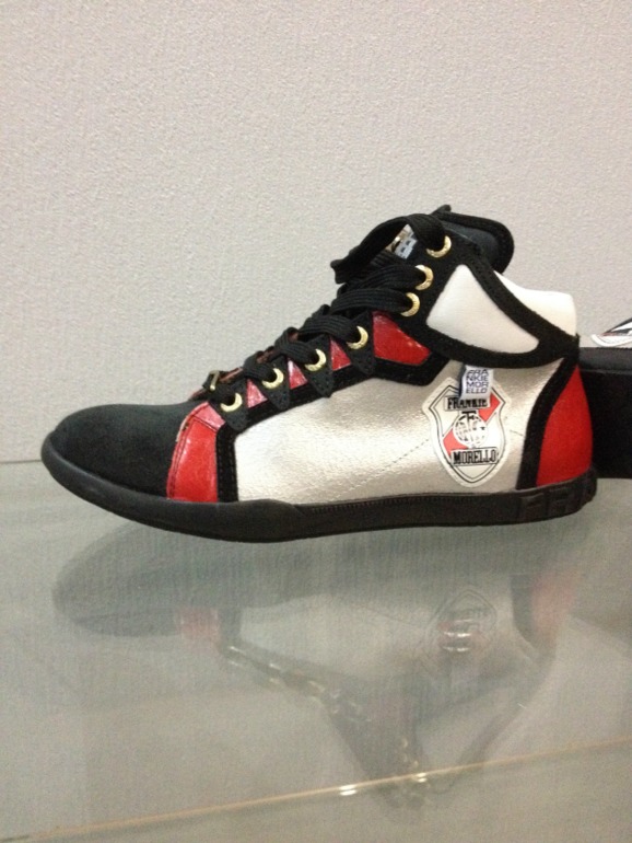 ПРОДАМ КЕДЫ FRANKIE MORELLO, 3500