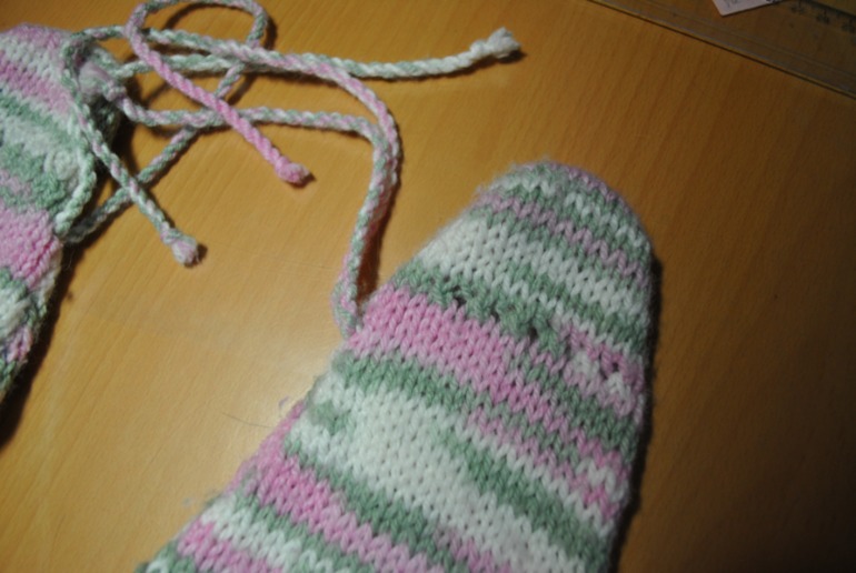 Продам вязаный комбинезон на малыша от 0 до 6 мес (б/у в идеальном состоянии)