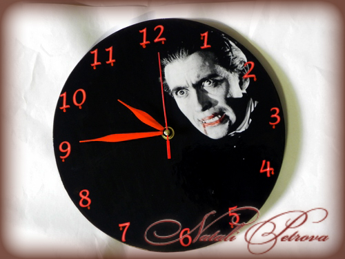 Часы и обложка для паспорта "Дракула"