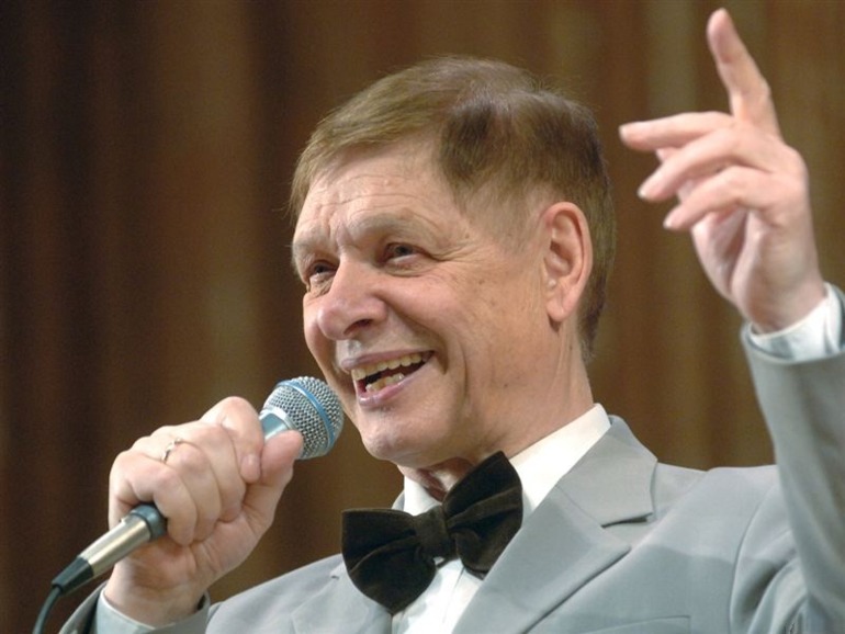 10 советских мачо))))