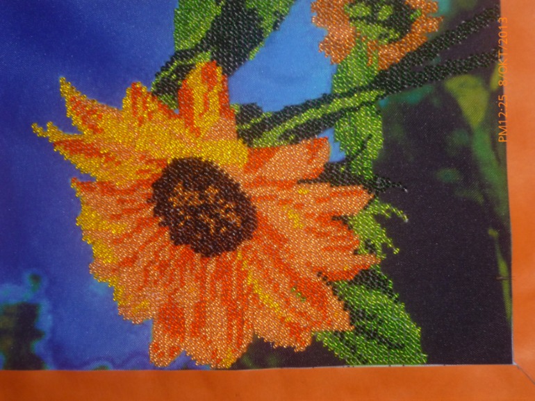 первая мамина работа бисером (и третья ее работа в вышивке вообще)