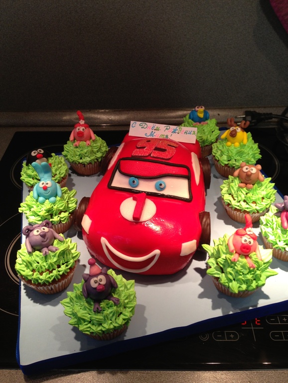 Огромное спасибо за вкусный торт Марине!