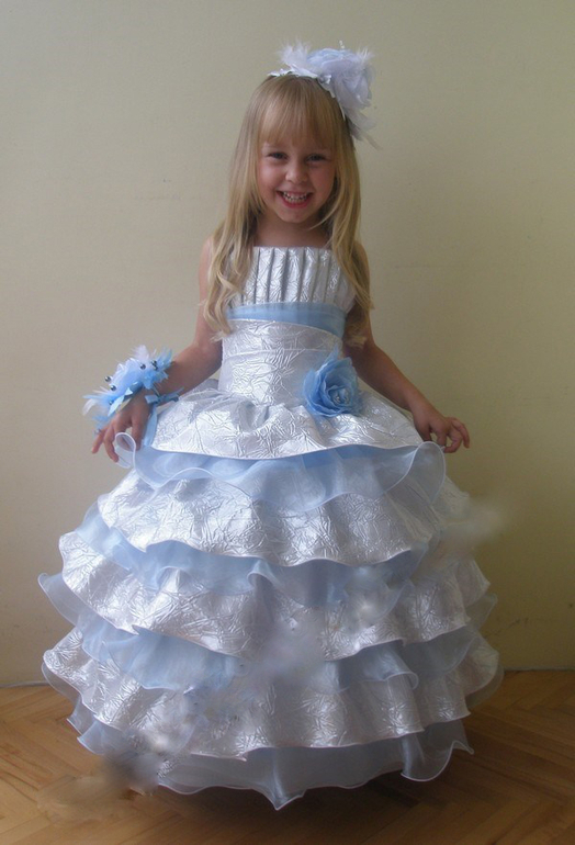 Праздничные платья для принцесс в наличии!