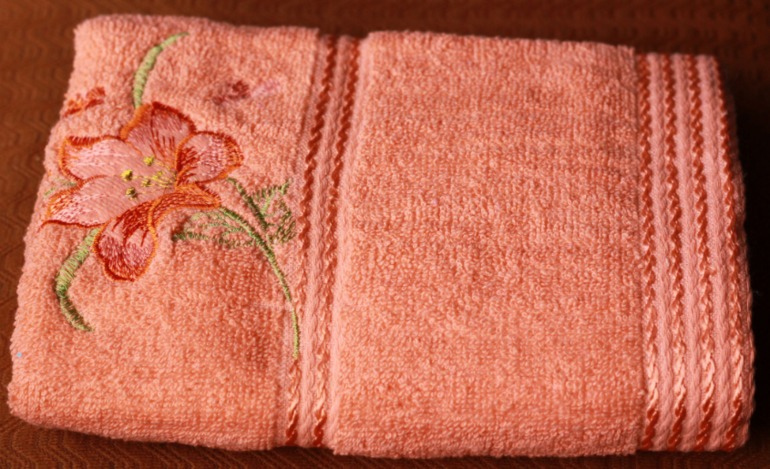 Продам полотенца.