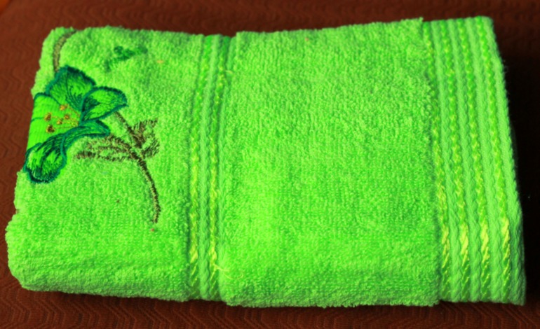 Продам полотенца.